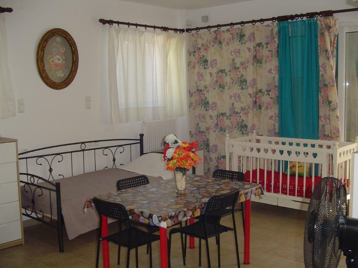 Nina Rooms Артемида Екстериор снимка