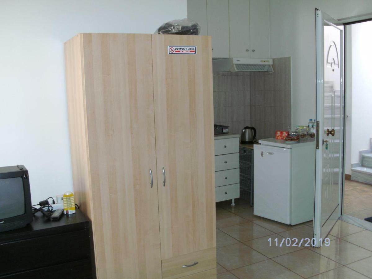 Nina Rooms Артемида Екстериор снимка