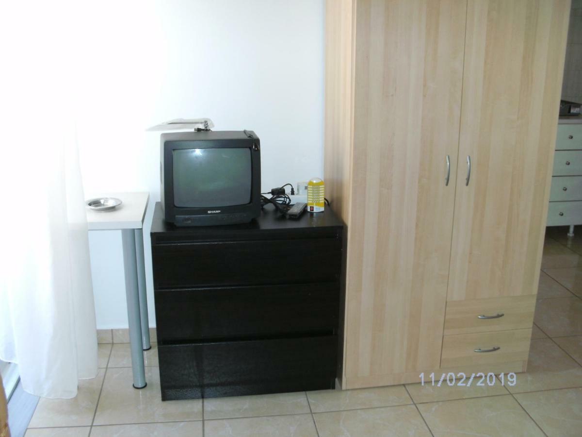 Nina Rooms Артемида Екстериор снимка
